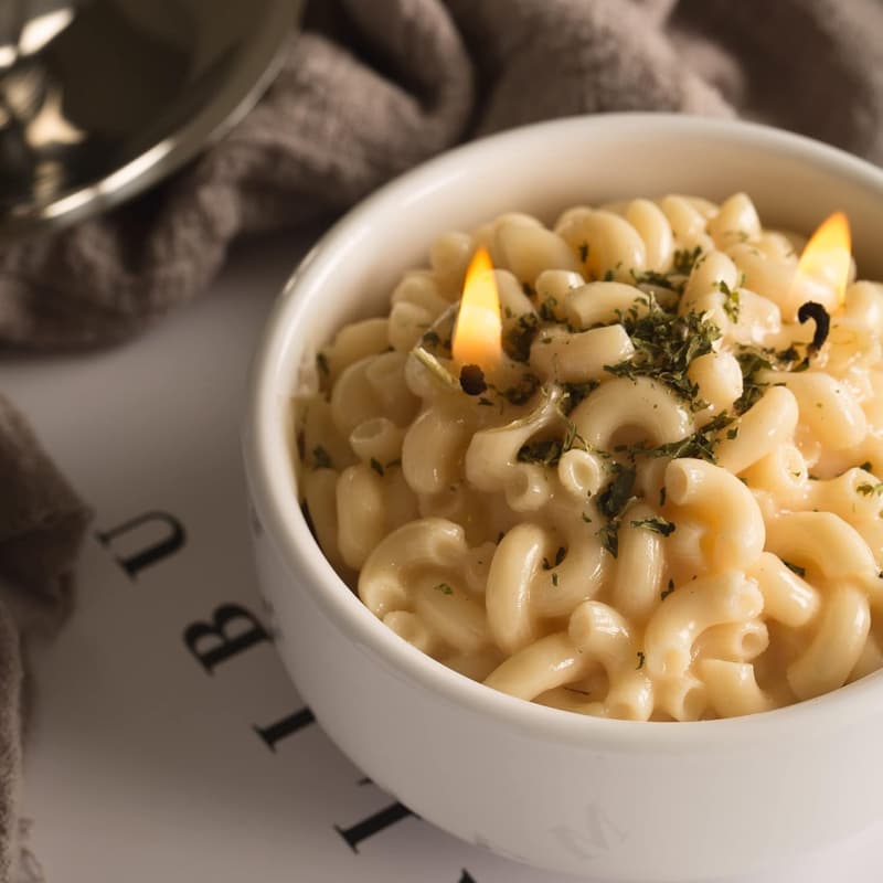 Lovers' Macaroni and Cheese Scented Candle Gift
