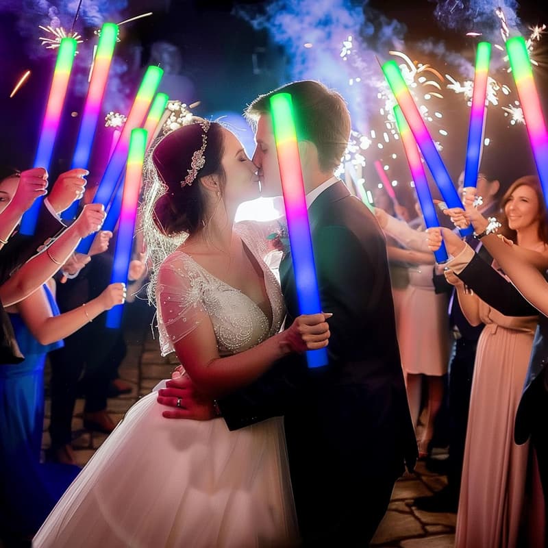 Glow Sticks Bulk Pack for Wedding Reception & Parties