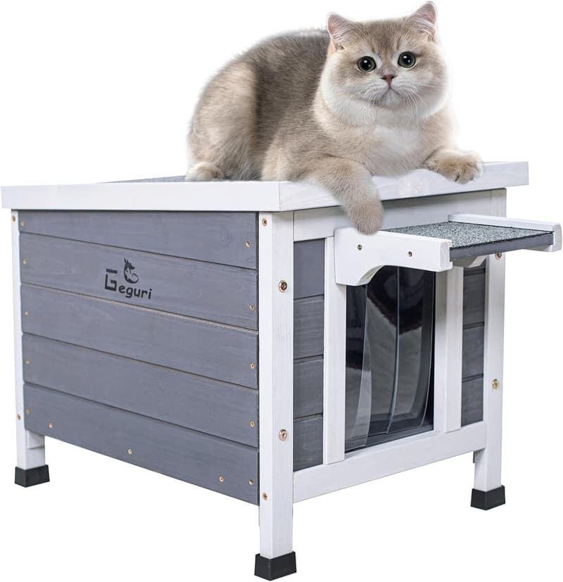 Weatherproof Outdoor Cat House with Elevated Floor