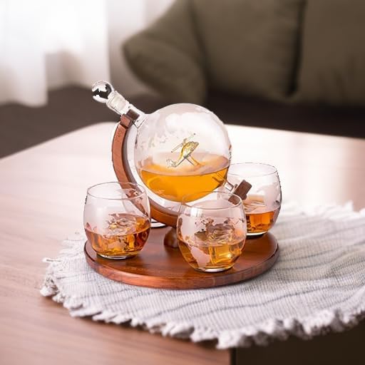 Helicopter Whiskey Decanter Set for Aviation Enthusiasts