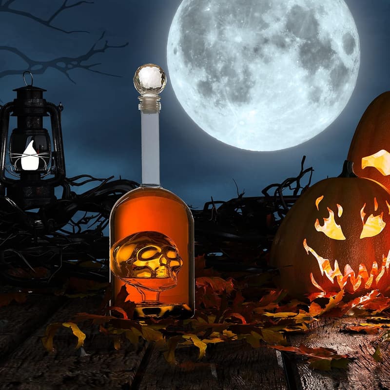 Skull Decanter - 750ml Glass Whiskey & Spirits Bottle