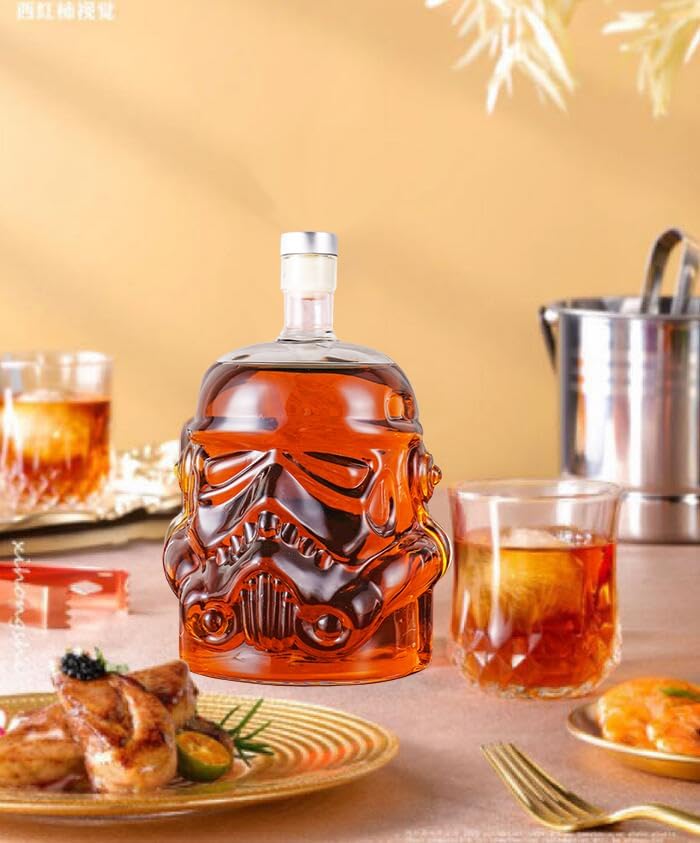 Personalized 750ml Whiskey Decanter - Creative Carafe for Men