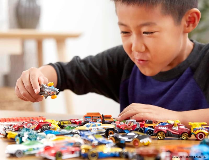 Hot Wheels 20-Pack Toy Cars & Trucks, 1:64 Scale Collection