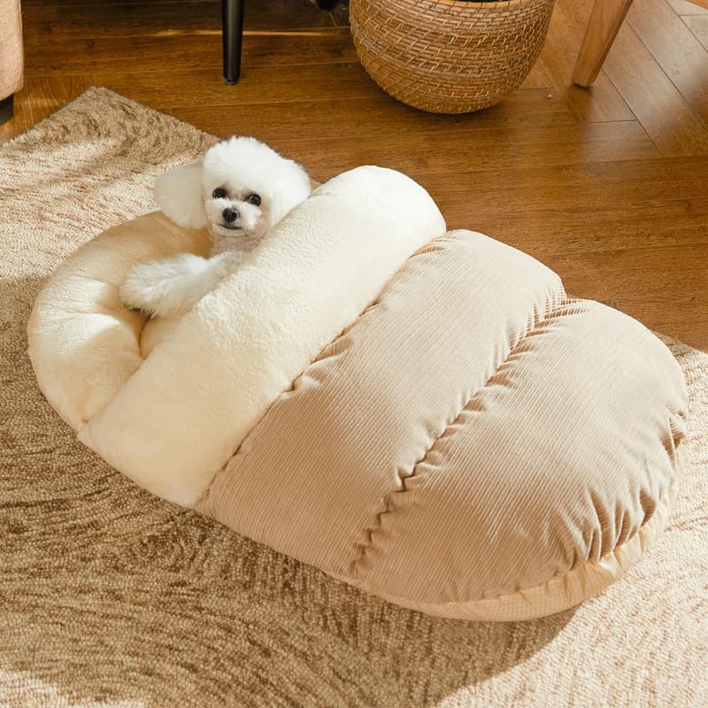 Ultra Soft Plush Pet Bed for Dogs and Cats, Ideal for Indoor Use