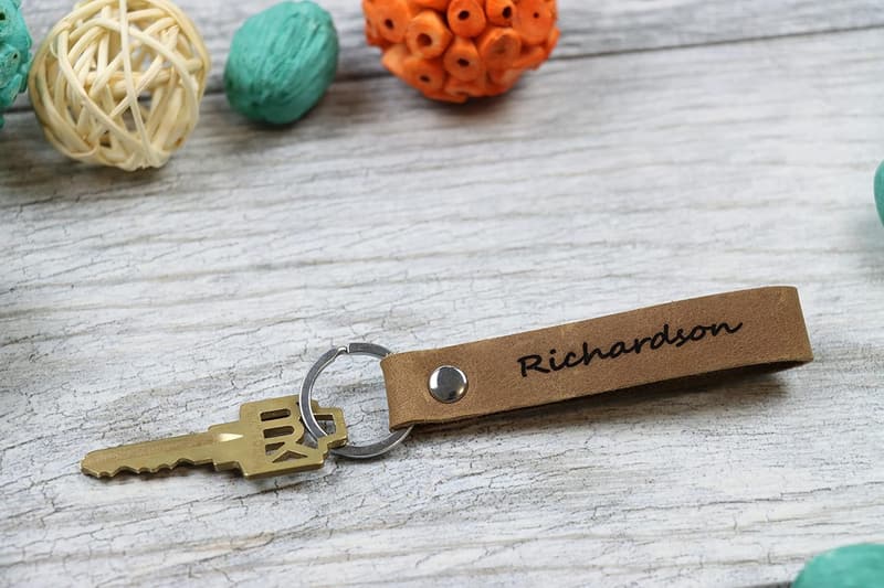 Personalized Leather Keychain - Ideal Birthday Gift for All