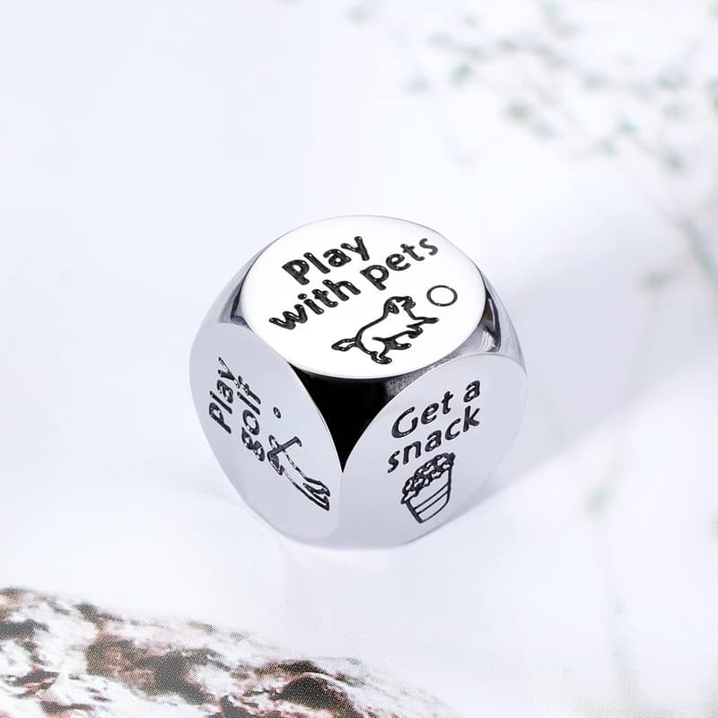 2025 Happy Retirement Gift: Funny Decider Dice for Coworkers