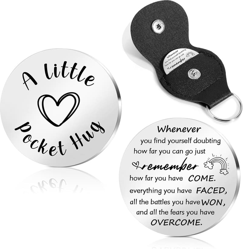 2025 Graduation Pocket Hug Token for Men and Women