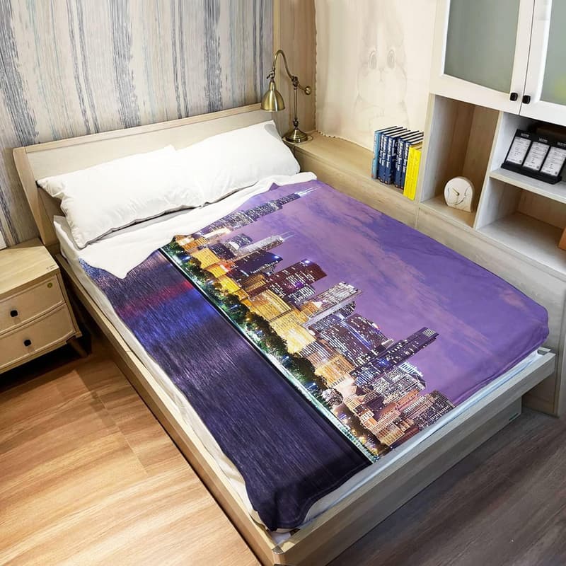 Chicago Skyline Plush Throw Blanket - 40x50 Soft Comfort