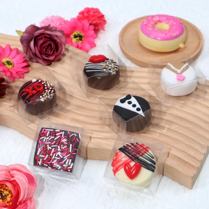 50 Pack Clear Favor Boxes for Chocolates and Macarons