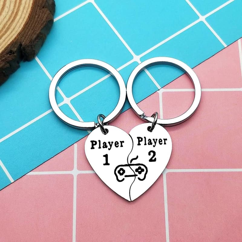 Valentine's Day Couple Keychains for Gamers - Player 1 & 2 Set