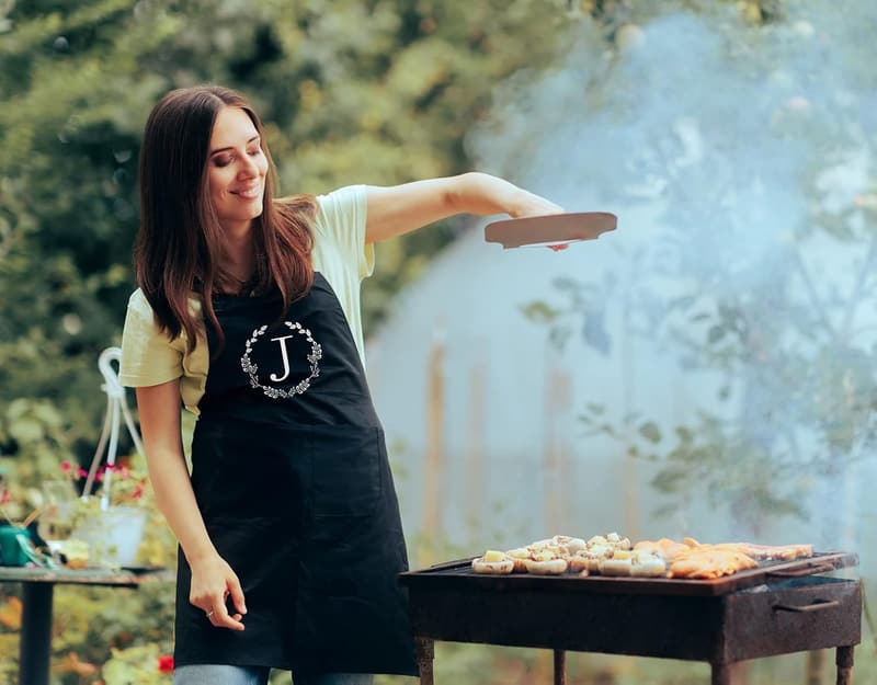 Personalized Apron with Pockets for Cooking and Crafts