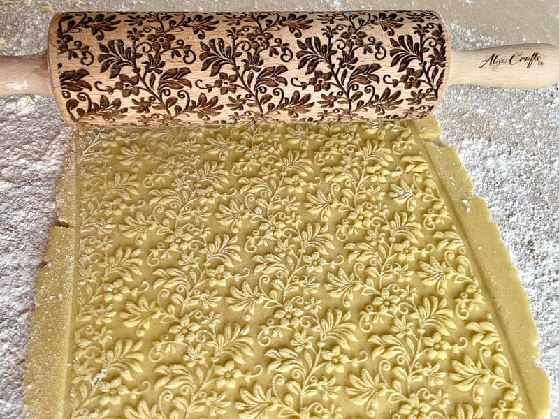 Floral Embossing Rolling Pin for Cookies & Pottery