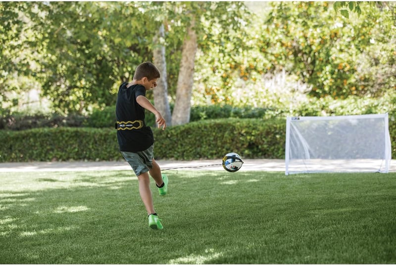 Solo Soccer Trainer, Adjustable for Ball Sizes 3-5