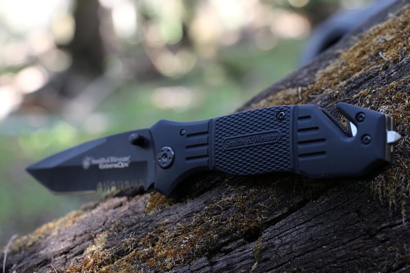 Tactical Folding Knife, 3.3
