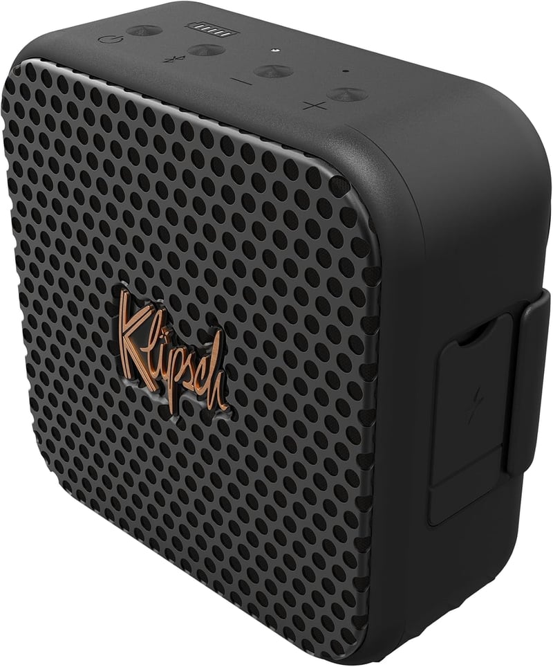 Portable IP67 Bluetooth Speaker, 12-Hour Playtime