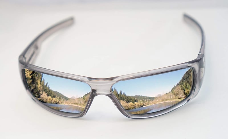 Fishing Sunglasses UV400 with Case – Gift for Anglers