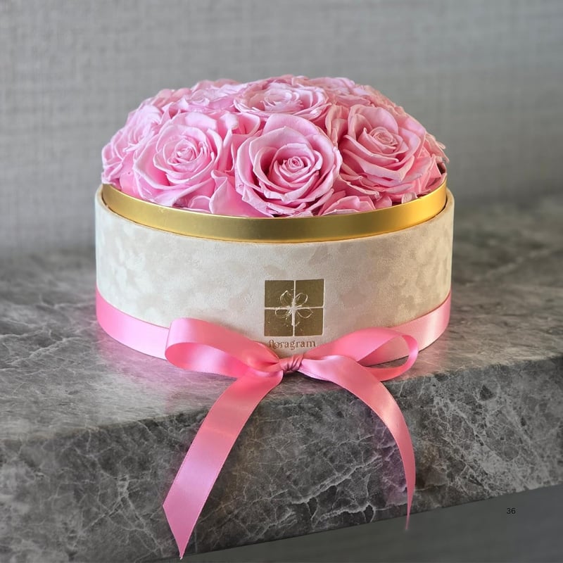 Mother's Day Preserved Roses in Acrylic Dome