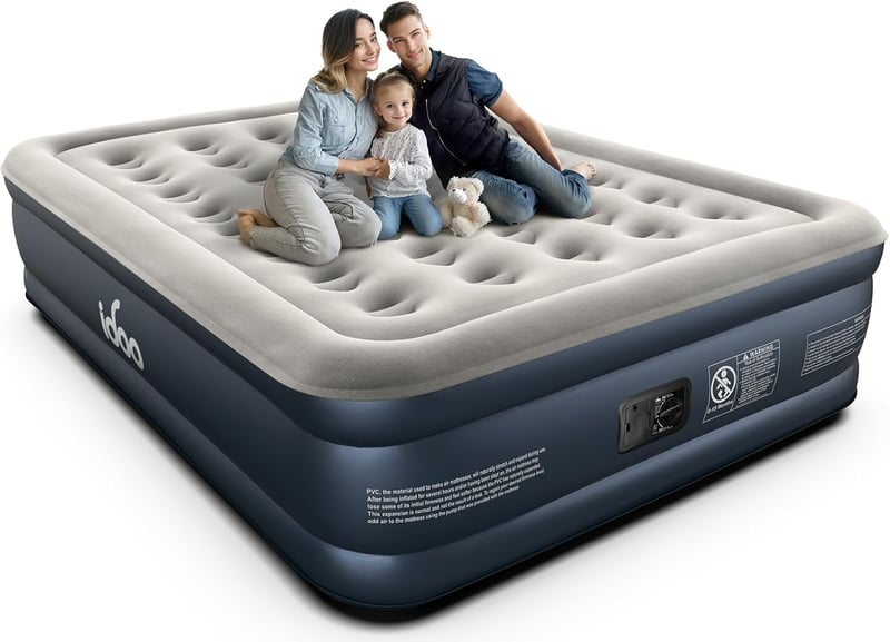Queen Air Mattress with Built-In Pump, 18