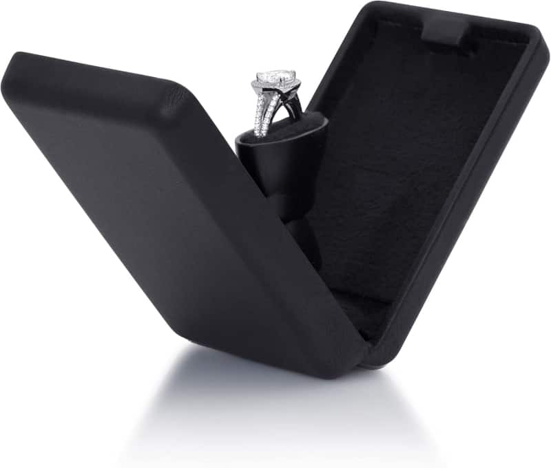 Engagement Ring Box – Flat & Slim Design for Proposals