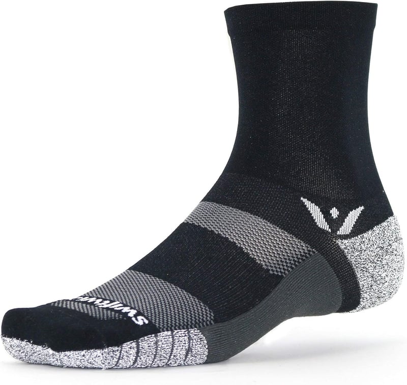 Fitness Crew Socks – Non-Slip Stability for Running & Golf
