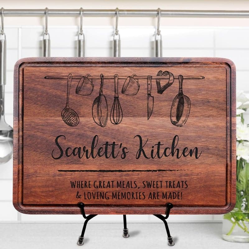 Mother’s Day Personalized Cutting Board – Engraved Kitchen Gift