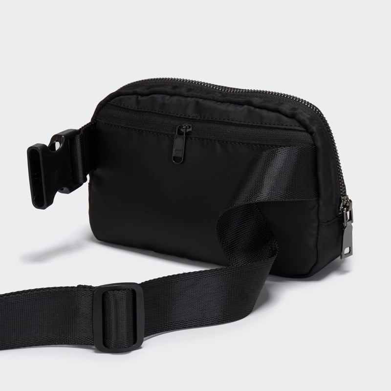 Crossbody Fanny Pack: Black Belt Bag for Women