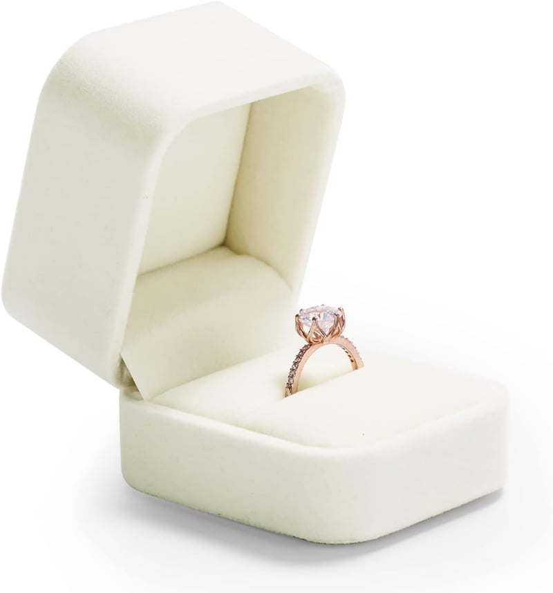 Wedding Velvet Ring Box - White Jewelry Gift Case