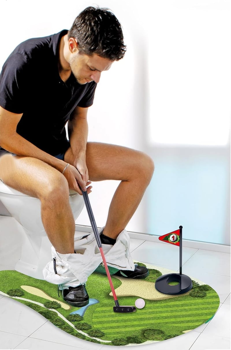 Toilet Golf Game – Funny Dad & Men's Gag Gift