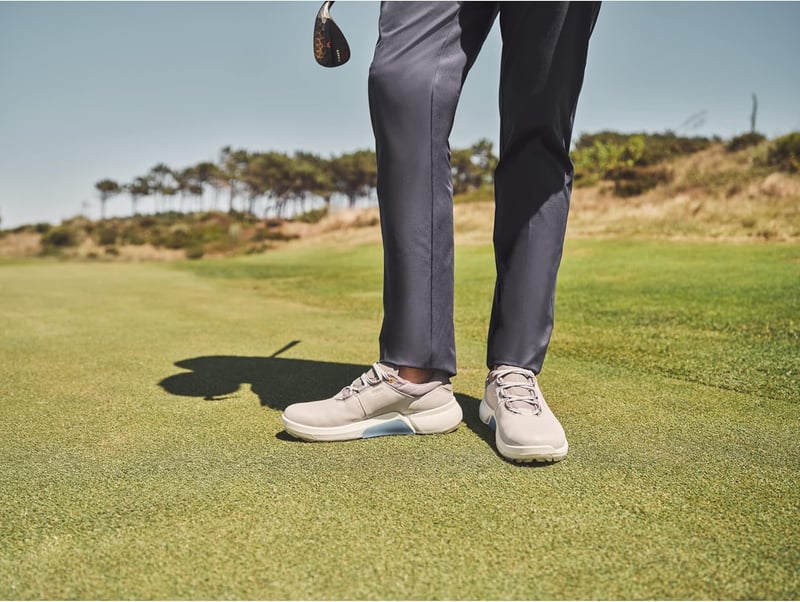 Gore-Tex Waterproof Golf Shoes - ECCO Biom Hybrid 4