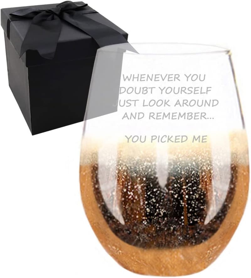 Valentine's Day Etched Gold Rim Wine Glass