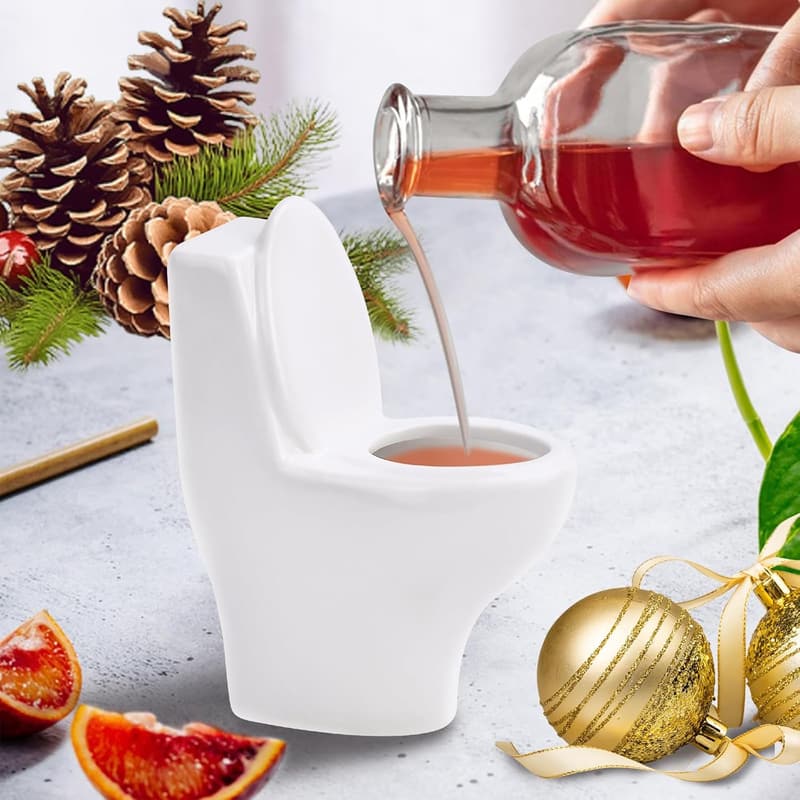 Christmas Novelty Toilet Shot Glass Set for Men