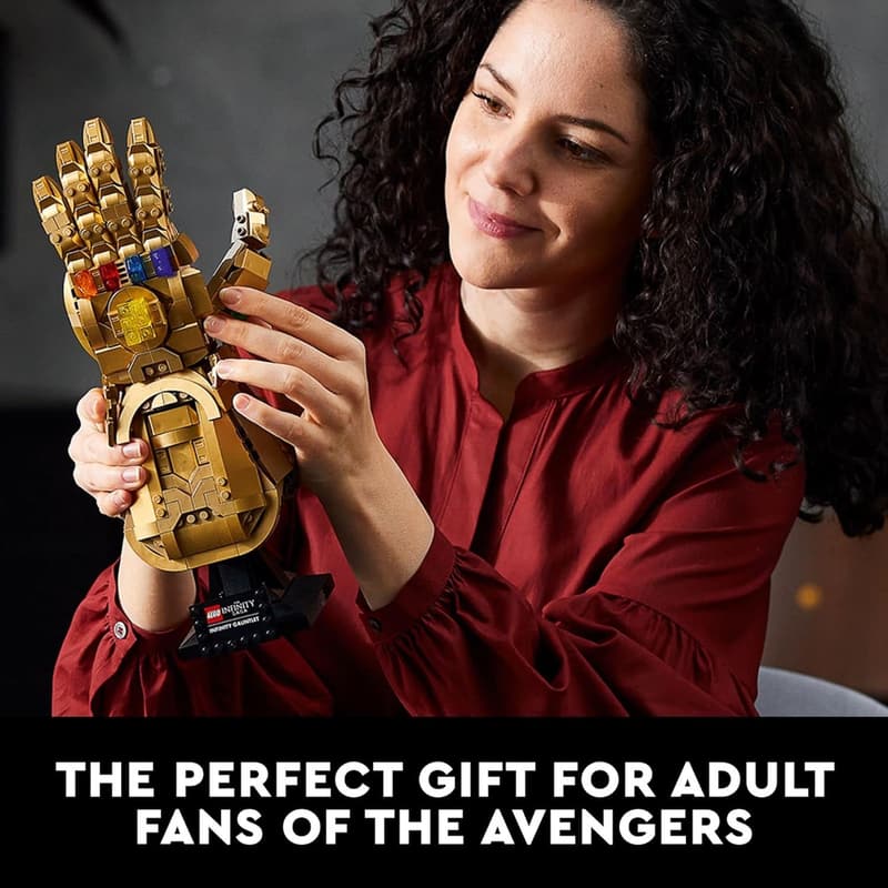 Avengers Collectible Infinity Gauntlet Model Kit