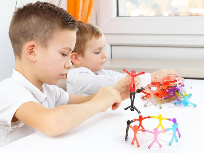 Magnetic Travel Toys – 30 Pcs Fun Magnets for Kids