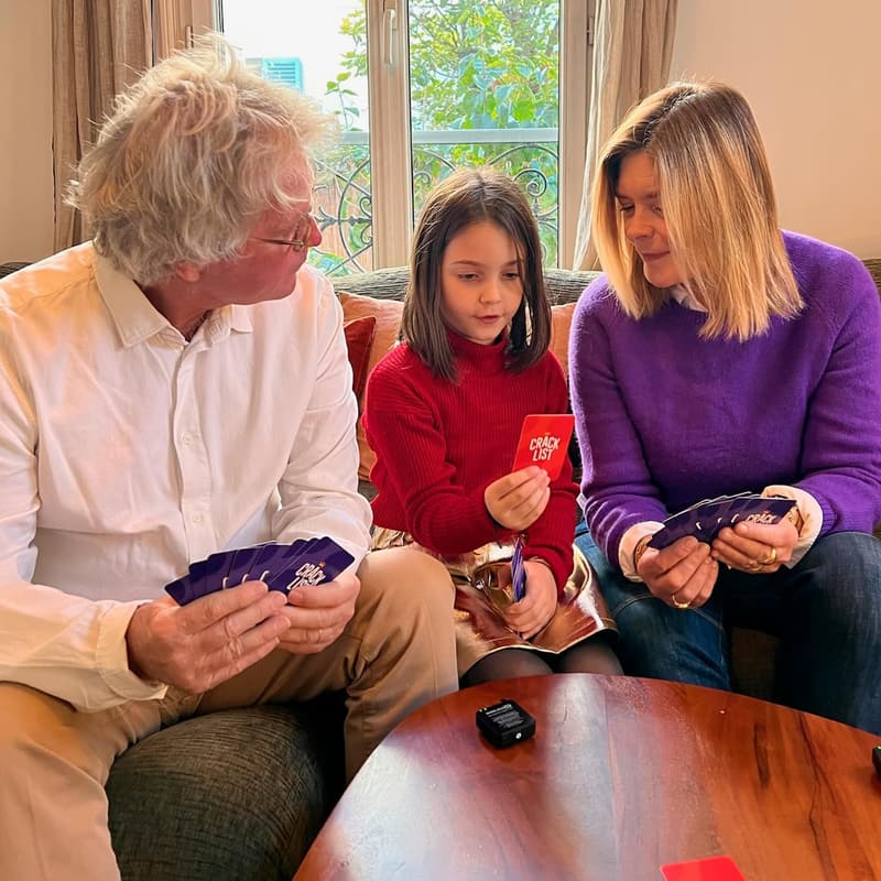 Card Game: Crack-You-Up Family Fun