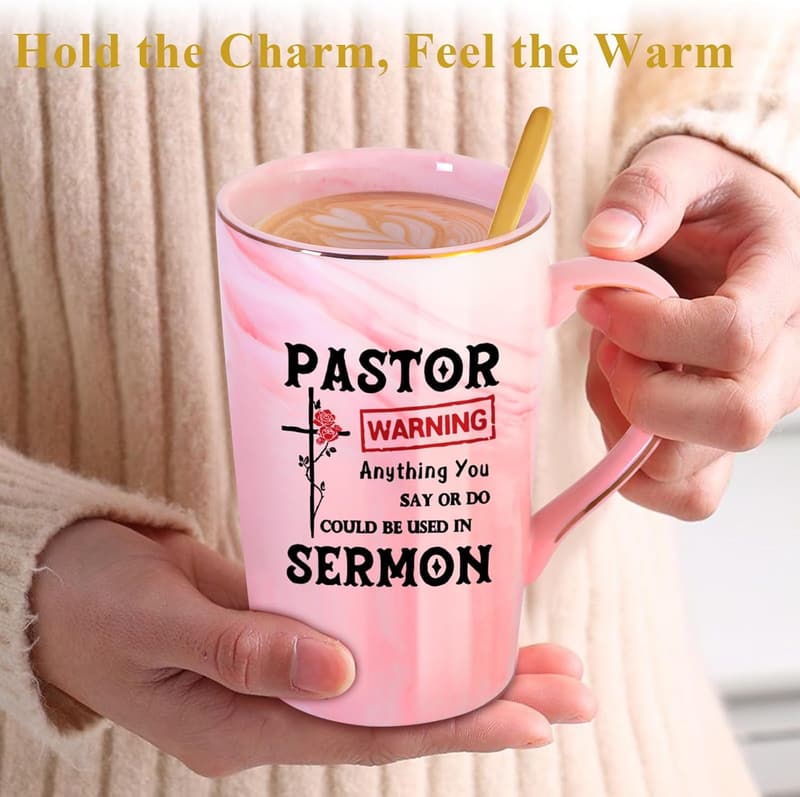 Christmas Ceramic Coffee Mug with Lid - Unisex Gift
