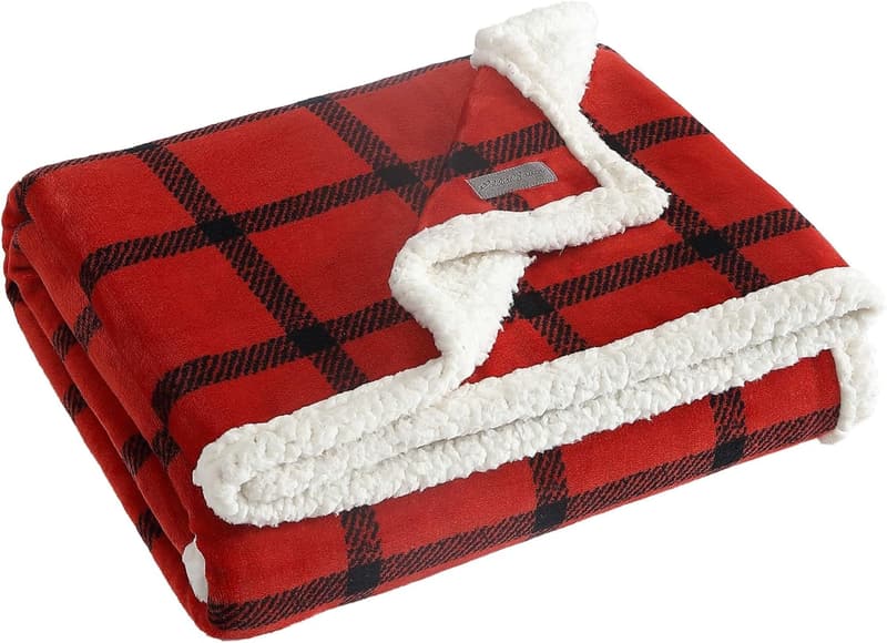 Christmas Sherpa Fleece Throw Blanket - Plaid Design