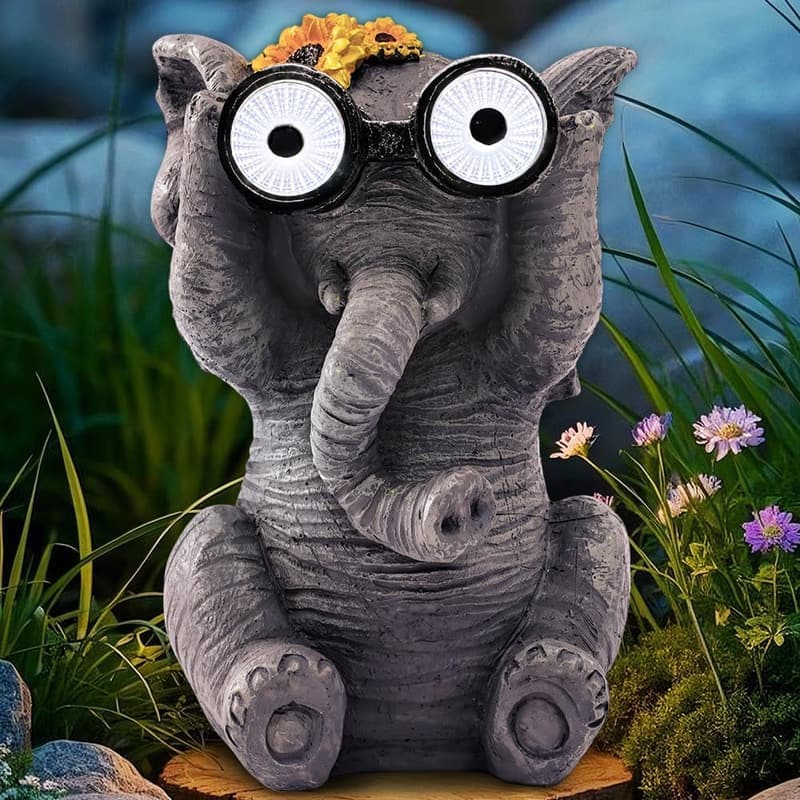 Mother's Day Solar Elephant Resin Garden Statue