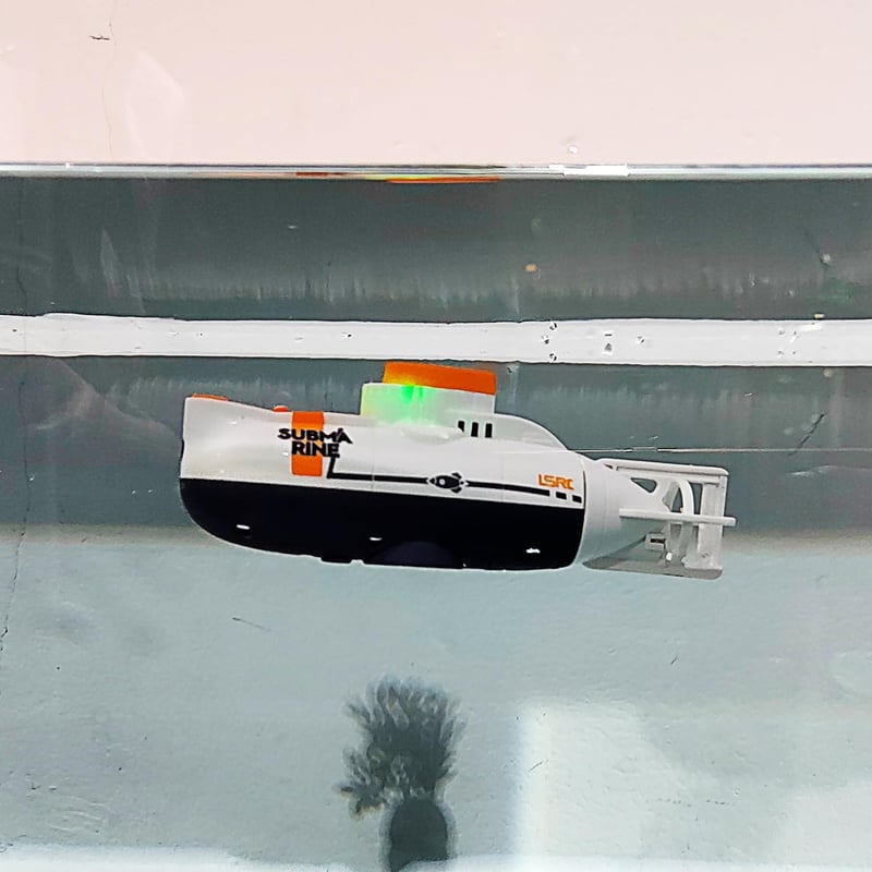 Remote Control Diving Submarine Toy for Kids’ Birthday Gift