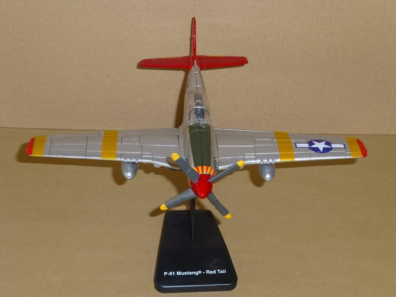 P-51D Red Tails WWII Replica Fighter Aircraft 1:48