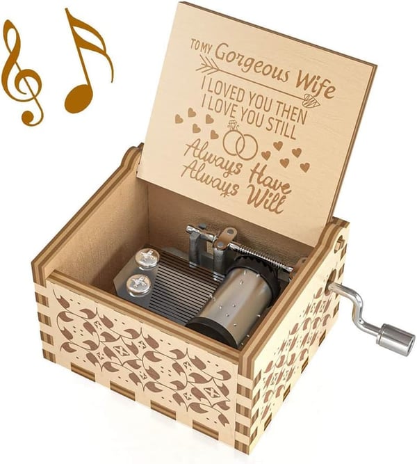 Valentine's Day Music Box - Wooden Hand-Cranked Gift for Wife