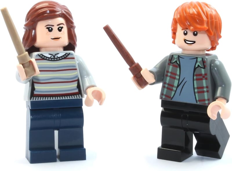 Harry Potter Hermione & Ron Weasley Minifigures with Wands