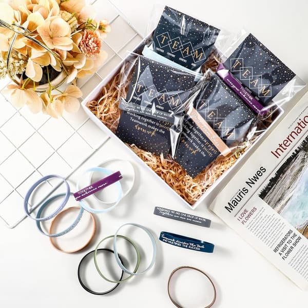 Employee Appreciation Gift Set with Motivational Bracelets and Cards
