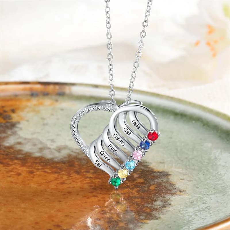 Personalized Gold Heart Necklace for Mom with Birthstones