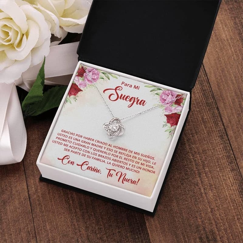 Mother's Day Gift: Personalized Necklace for Moms