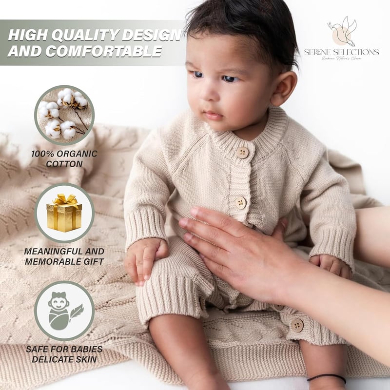 Organic Cotton Newborn Gift Set – Soft Outfit & Blanket (0-3M)