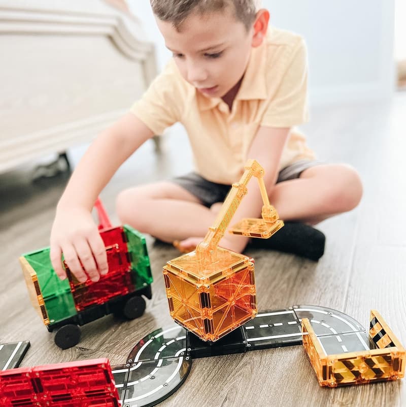 Magna-Tiles 32-Piece Magnetic Building Set