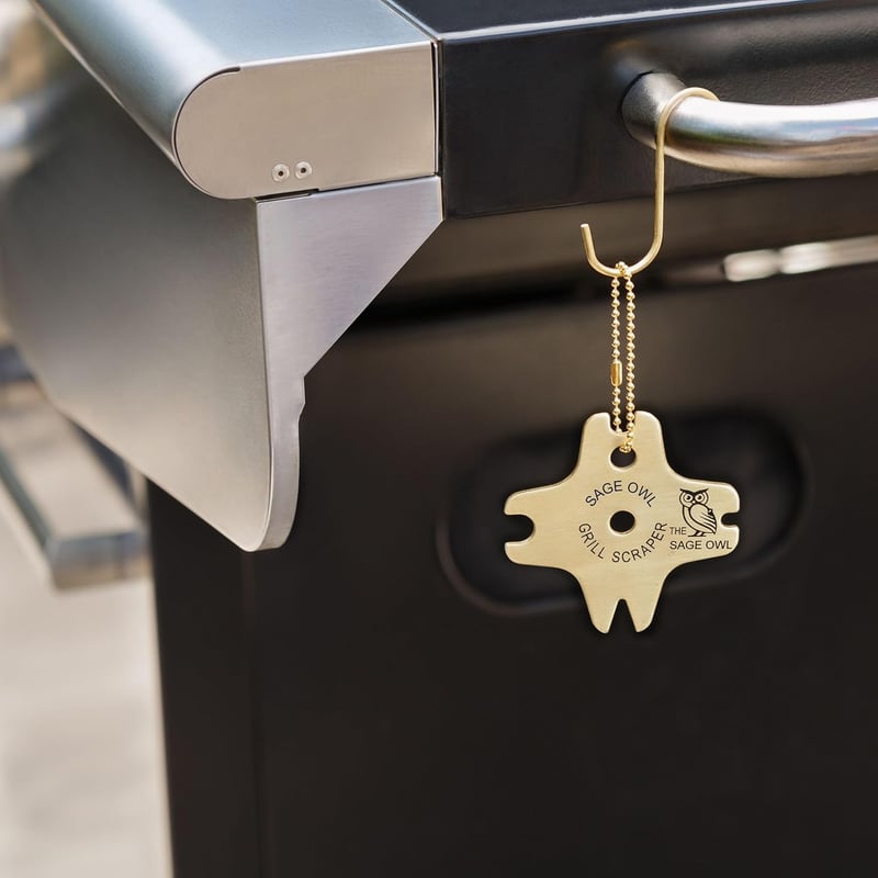 BBQ Grill Scraper – Bristle-Free Brass Cleaner for Dad