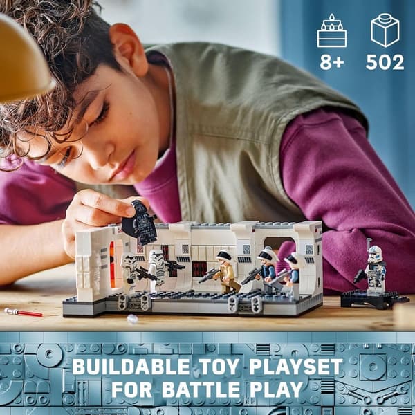 LEGO Star Wars Tantive IV Set with Exclusive Clone Trooper Fives