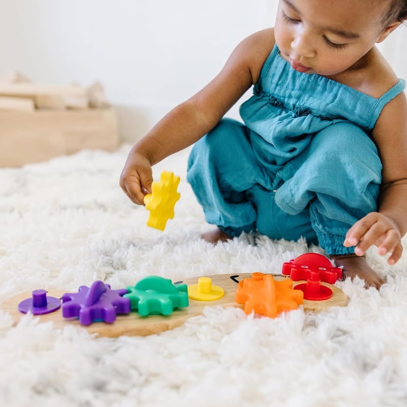 Rainbow Caterpillar Gear Toy with 6 Interchangeable Gears for Toddlers