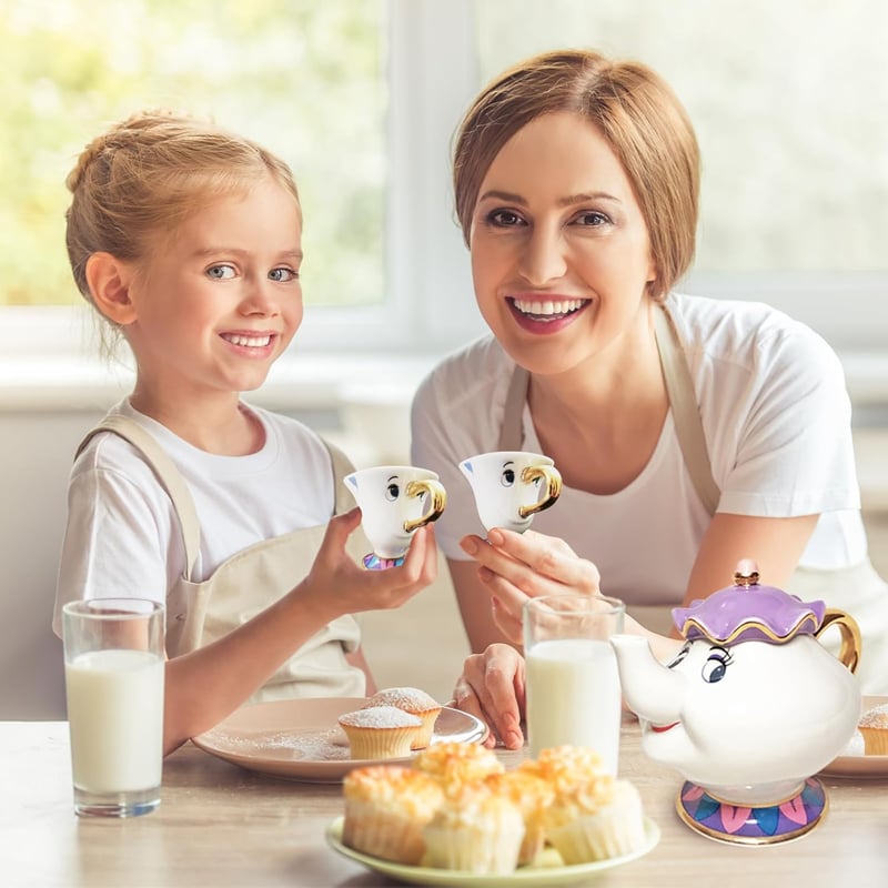 Beauty and the Beast Tea Set - Mrs. Potts Teapot & Chip Cup